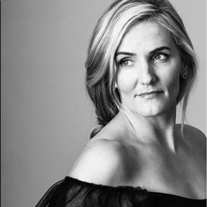 Meet your Posher, Mary jane